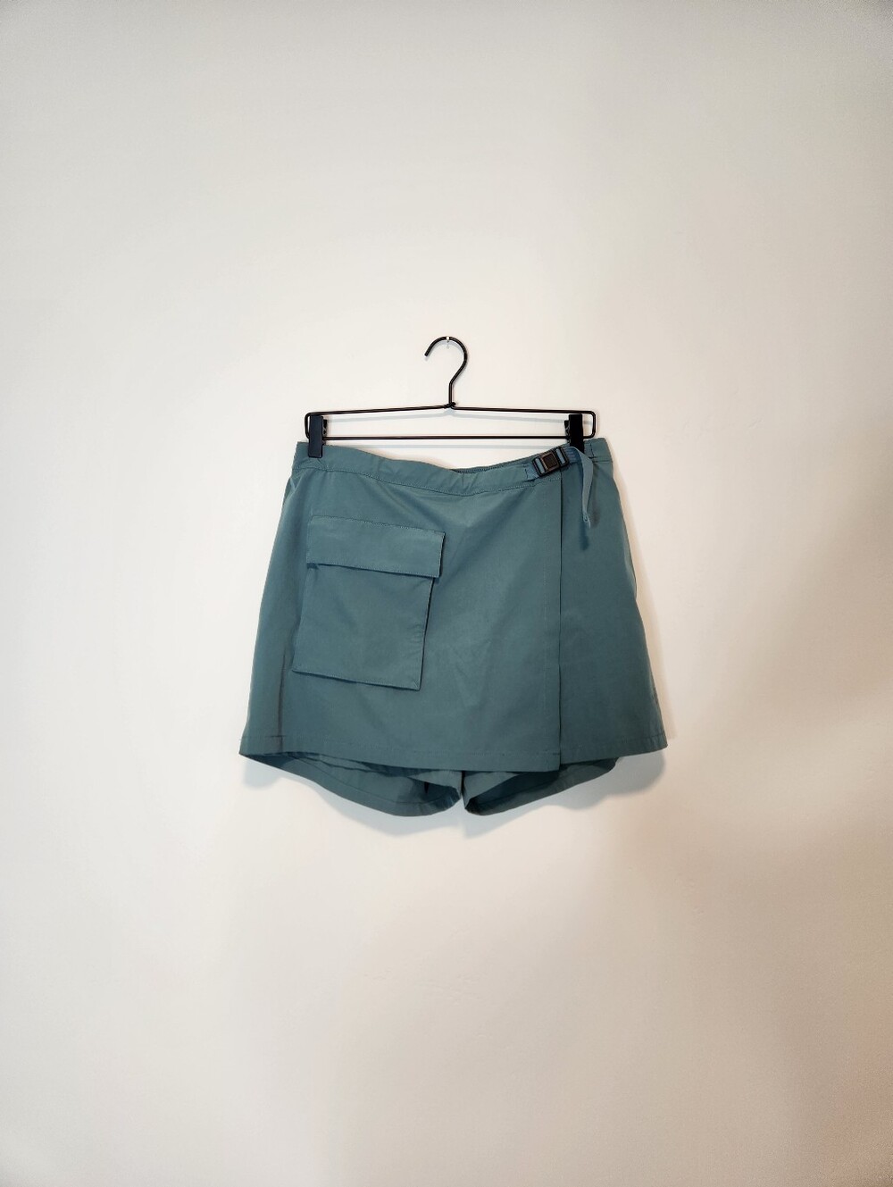 The North Face Women's Paramount Skort In Goblin Blue Size 8 - Picture 2 of 7
